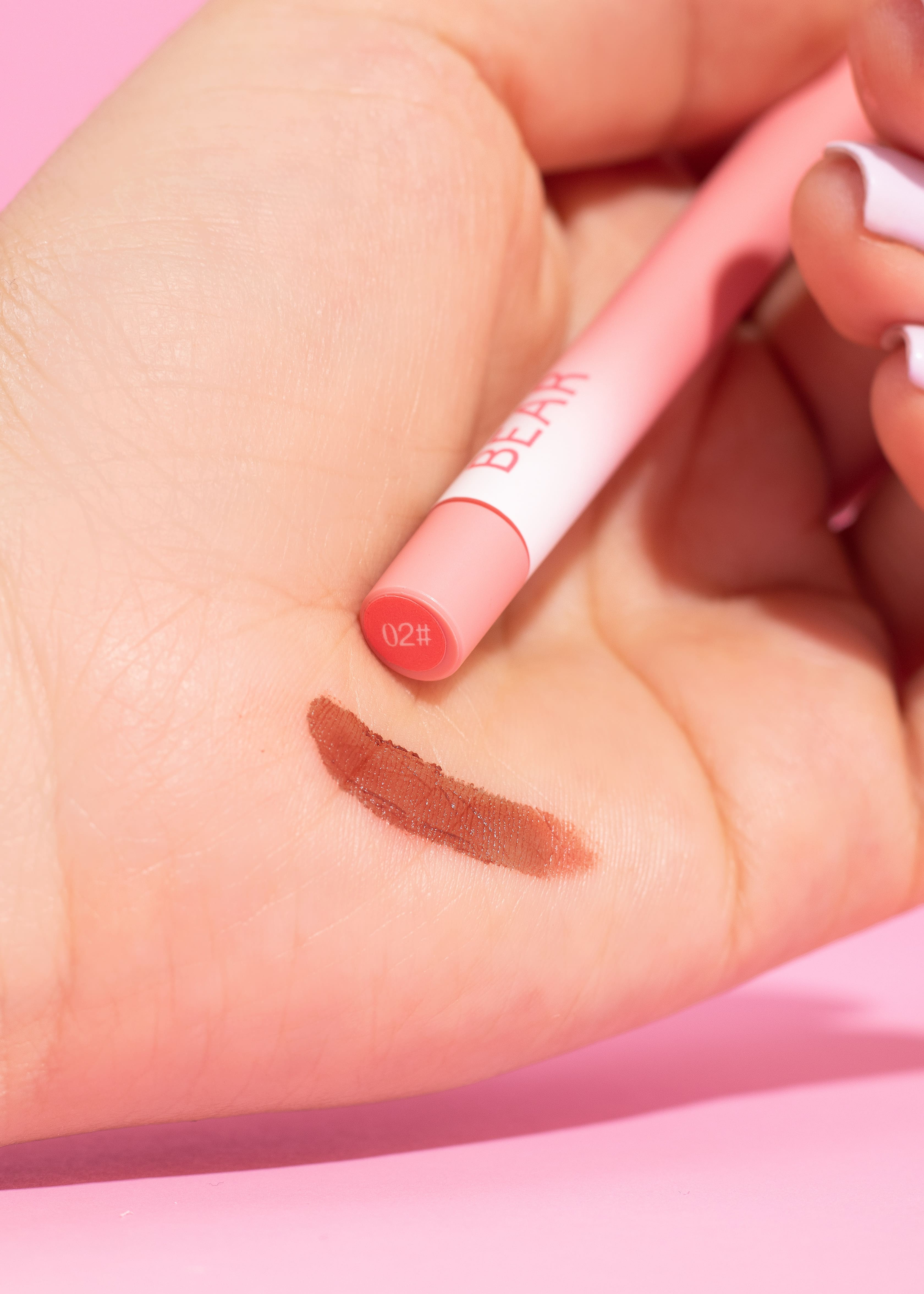 Lápiz Delineador Labial Retractil Gege Bear