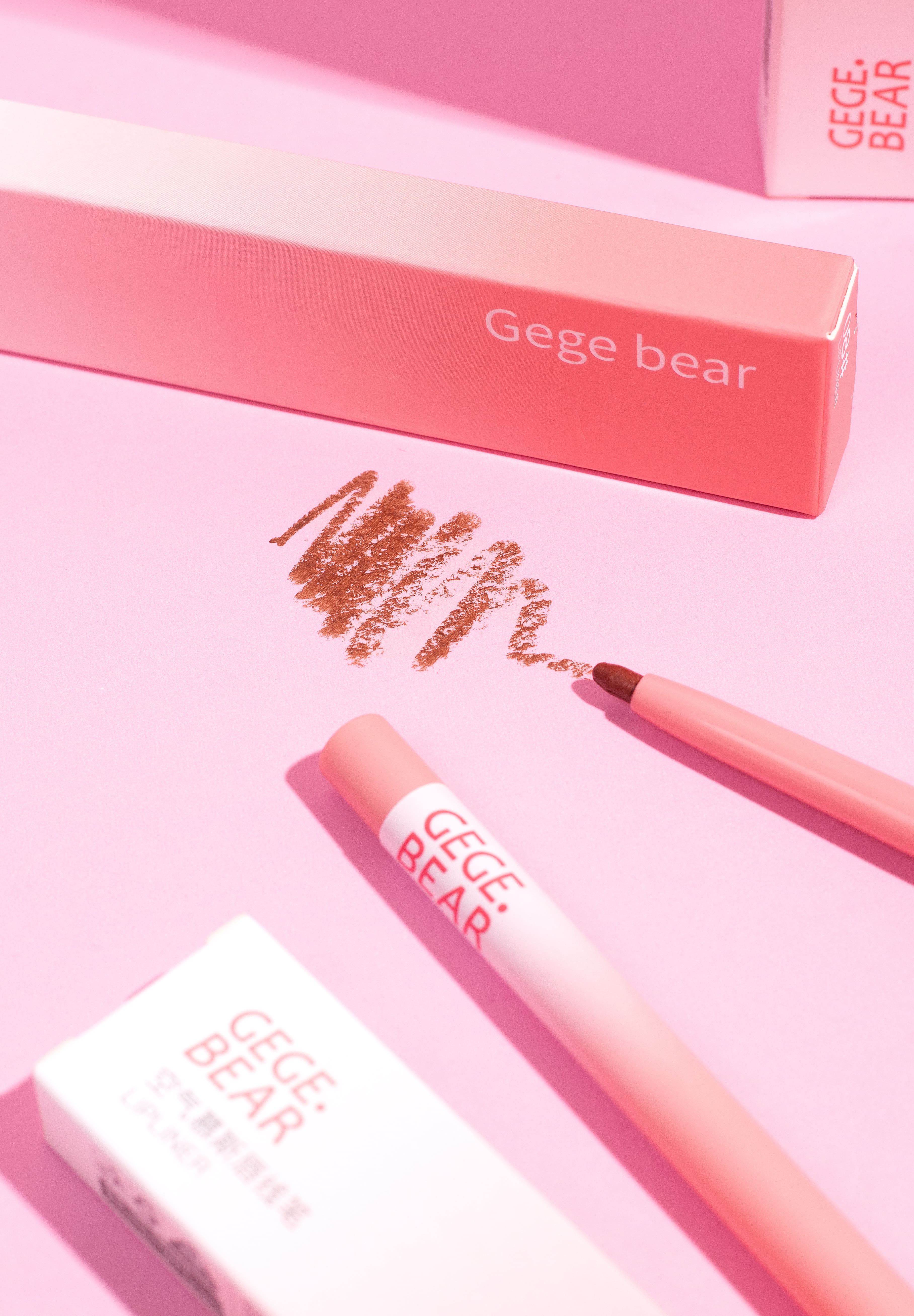 Lápiz Delineador Labial Retractil Gege Bear