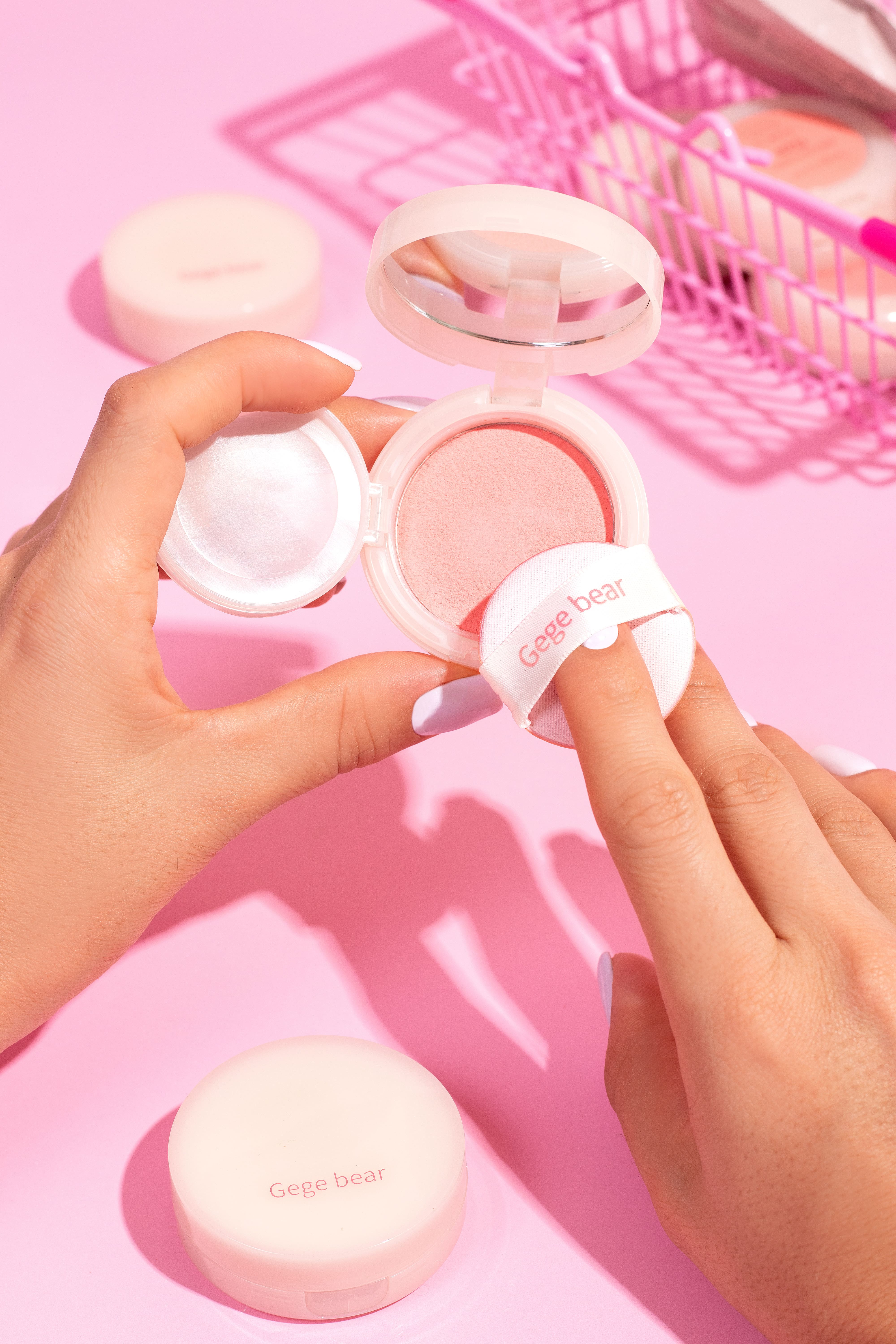 Rubor Con Borla Y Espejo Gege Bear