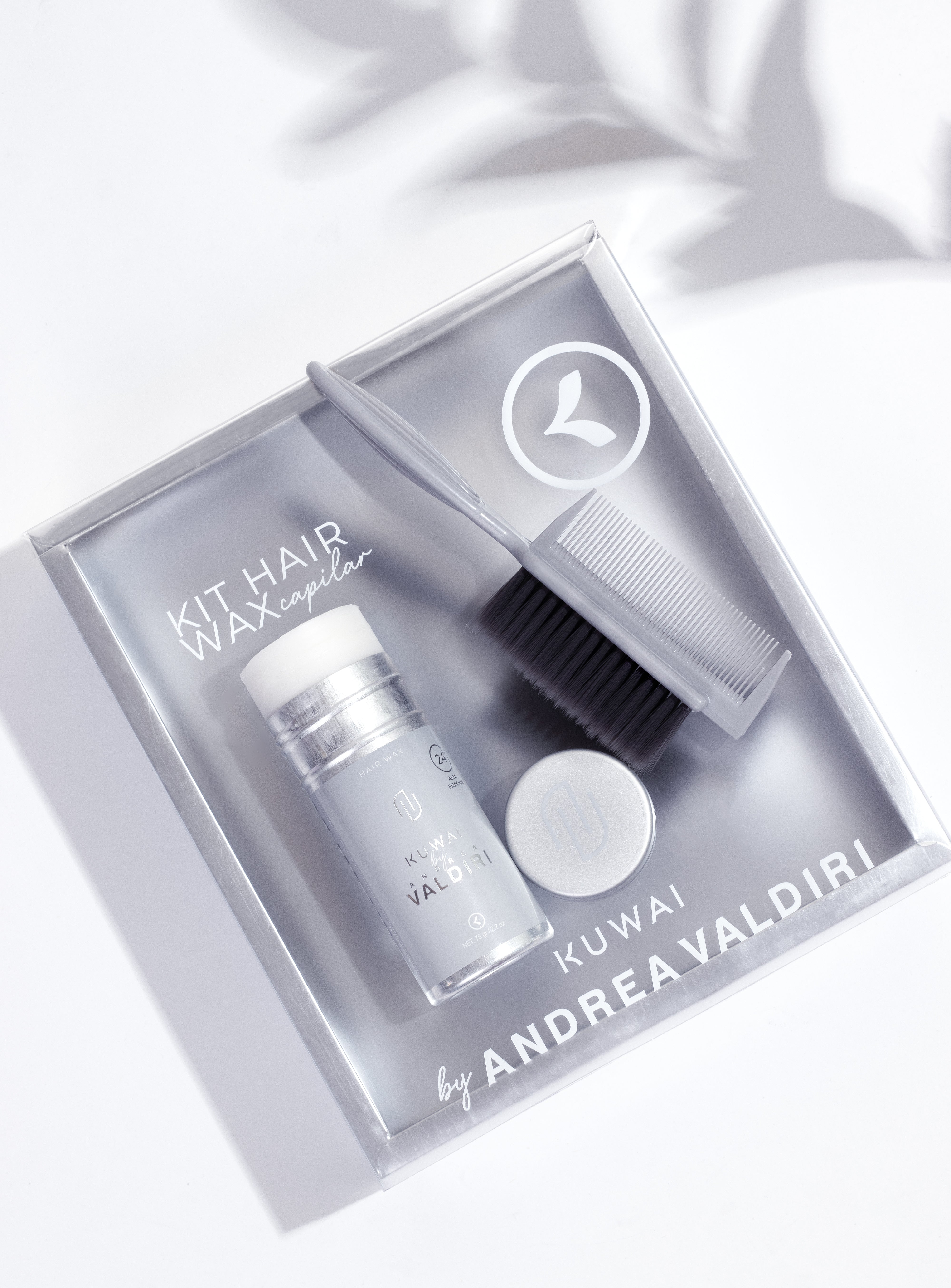 Estuche De Cera Antifriz Kuwai By ANDREA VALDIRI  + Cepillo Pulidor