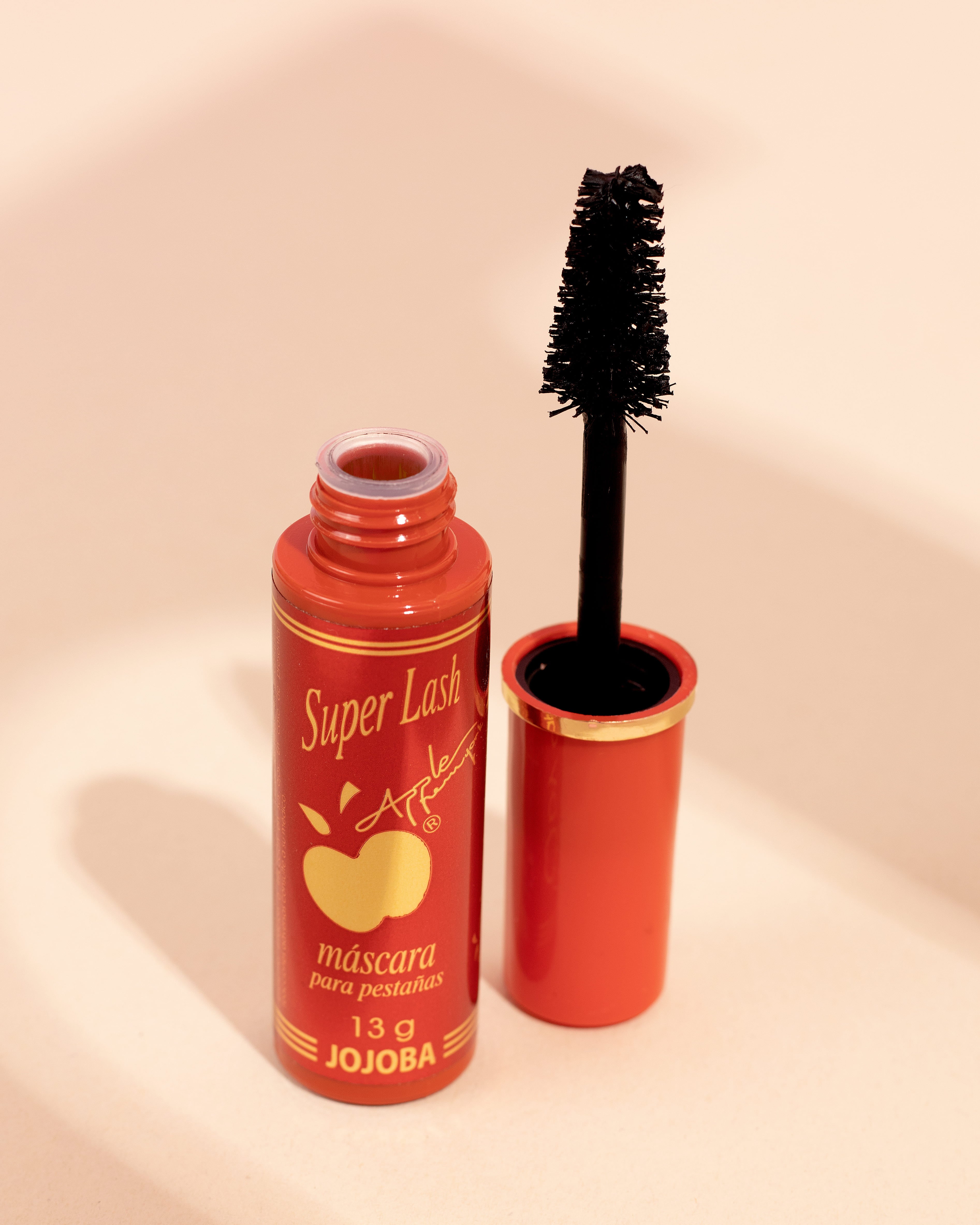 By apple Pestañina Pino Jojoba Rojo