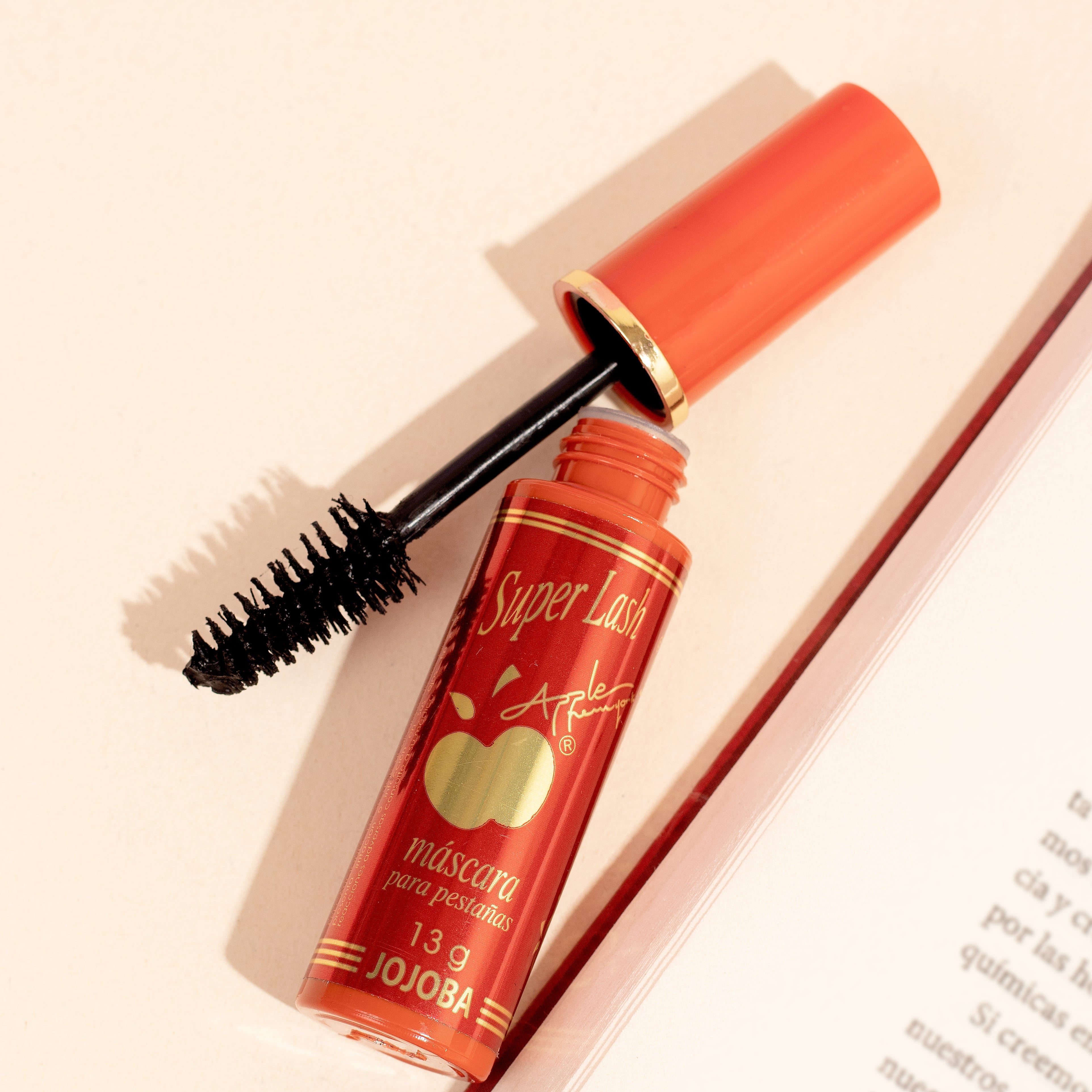 By apple Pestañina Pino Jojoba Rojo