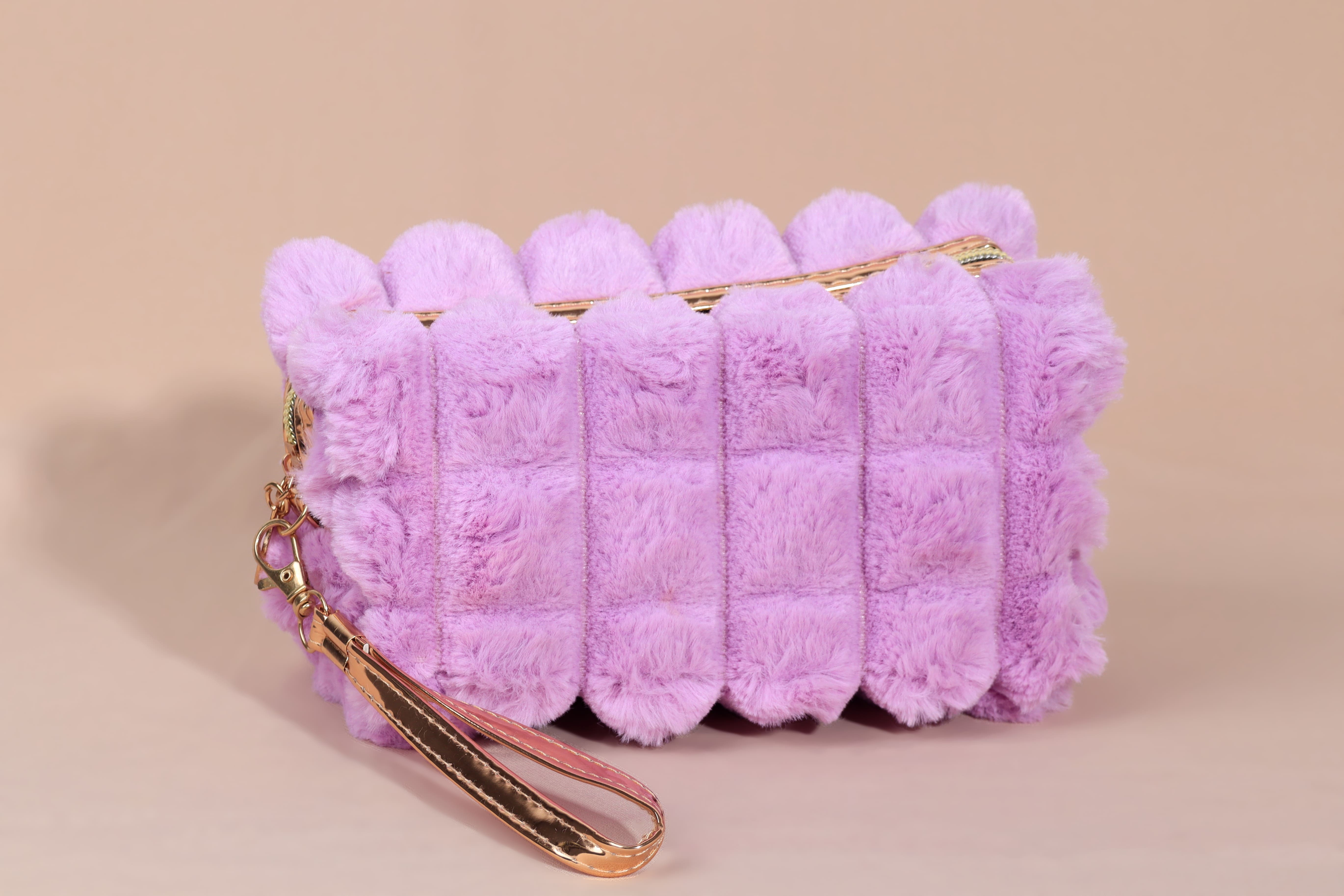 Cosmetiquera Tipo Peluche